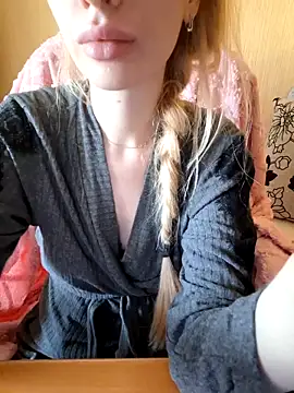 Elza kom online show from 11/16/25, 06:41