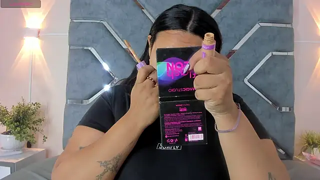 LucciaPorter online show from 04/16/26, 01:34