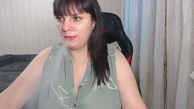 Jane Luste online show from 01/24/25, 01:36