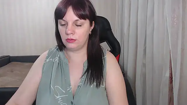 Jane Luste online show from 03/13/25, 04:01