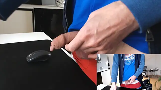 Snapshot of sperma_tributes chatting on 09/30/25, 07:13 sperma tributes online show from 09/30/25, 07:13