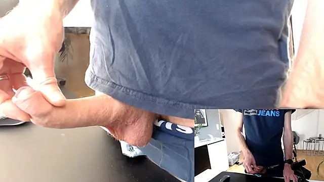 Snapshot of sperma_tributes chatting on 10/24/25, 12:56 sperma tributes online show from 10/24/25, 12:56