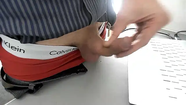 sperma tributes online show from 03/26/26, 01:28