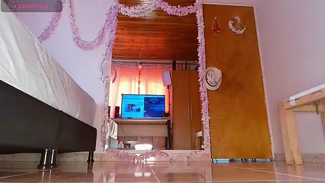 Sahory   online show from 01/28/25, 07:42