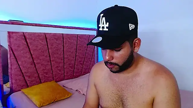 passionate love22 online show from 10/31/25, 08:54