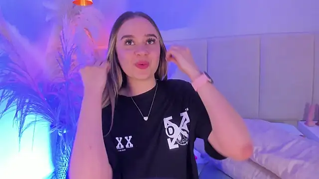 sofia pamela online show from 03/11/25, 01:16