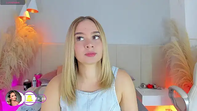 Snapshot of sofia_pamela chatting on 02/10/26, 07:07 sofia pamela online show from 02/10/26, 07:07