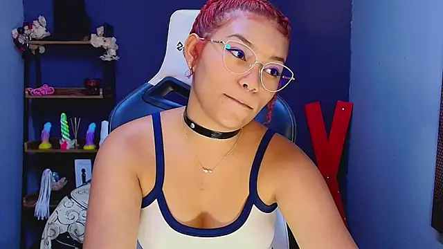 Snapshot of JadaRoberts chatting on 03/10/25, 09:29 JadaRoberts online show from 03/10/25, 09:29