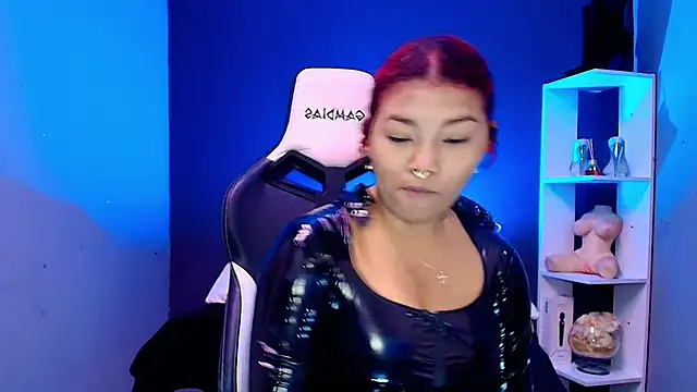 Snapshot of JadaRoberts chatting on 09/22/25, 12:18 JadaRoberts online show from 09/22/25, 12:18