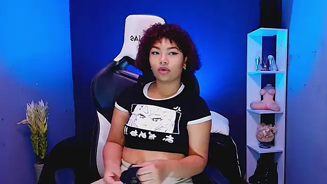 Snapshot of JadaRoberts chatting on 10/21/25, 12:28 JadaRoberts online show from 10/21/25, 12:28