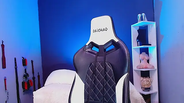 Snapshot of JadaRoberts chatting on 12/05/25, 12:36 JadaRoberts online show from 12/05/25, 12:36