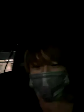 issy19 online show from 10/08/25, 09:18