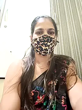 Snapshot of indianliza chatting on 12/18/24, 08:36 indianliza online show from 12/18/24, 08:36