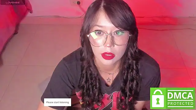 Snapshot of GalaxGnn_ chatting on 07/11/26, 04:04 GalaxGnn online show from 07/11/26, 04:04