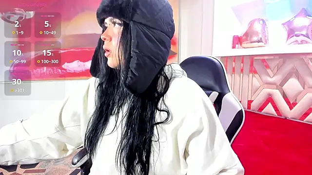Snapshot of sara_winehouse1 chatting on 08/05/26, 12:19 sara winehouse1 online show from 08/05/26, 12:19
