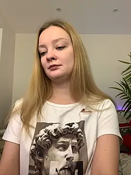 Snapshot of Radiants_two chatting on 12/11/24, 04:28 Radiants two online show from 12/11/24, 04:28