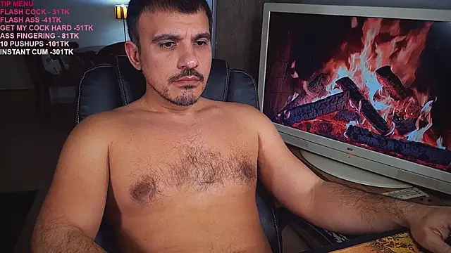 Snapshot of officeman7 chatting on 03/04/25, 08:16 officeman7 online show from 03/04/25, 08:16