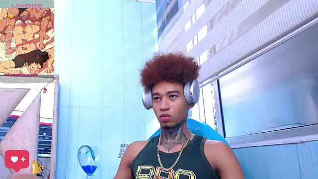 Snapshot of sexy_blacks_ chatting on 03/05/25, 03:29 sexy blacks online show from 03/05/25, 03:29