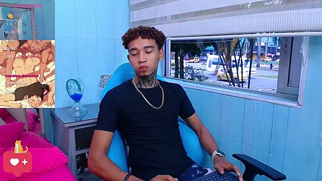 Snapshot of sexy_blacks_ chatting on 03/07/25, 11:29 sexy blacks online show from 03/07/25, 11:29