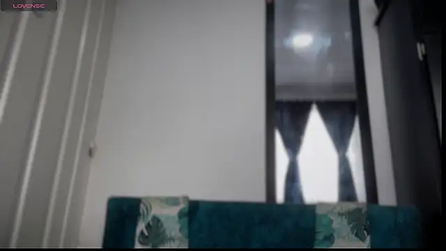 Snapshot of sexy_blacks_ chatting on 10/30/25, 01:34 sexy blacks online show from 10/30/25, 01:34