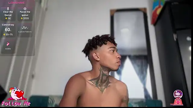 Snapshot of sexy_blacks_ chatting on 11/11/25, 12:05 sexy blacks online show from 11/11/25, 12:05