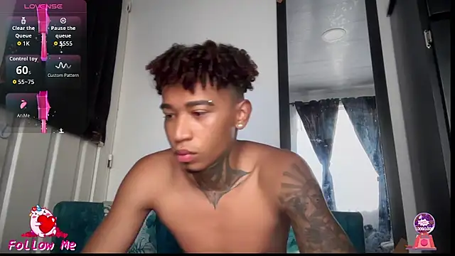 Snapshot of sexy_blacks_ chatting on 11/15/25, 12:02 sexy blacks online show from 11/15/25, 12:02