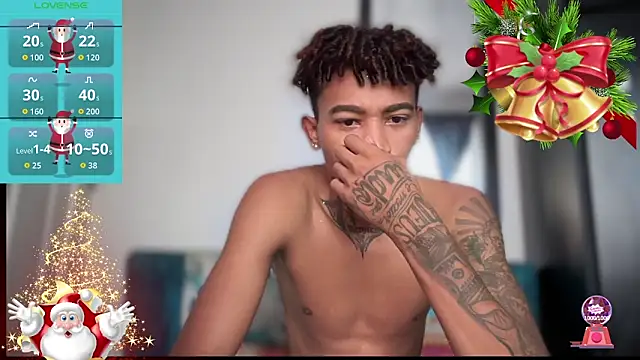 Snapshot of sexy_blacks_ chatting on 12/02/25, 12:10 sexy blacks online show from 12/02/25, 12:10