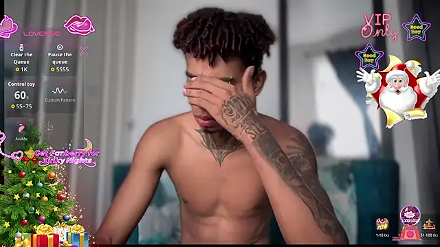 Snapshot of sexy_blacks_ chatting on 12/16/25, 12:10 sexy blacks online show from 12/16/25, 12:10