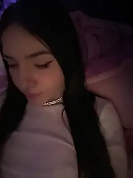 Snapshot of ShannonShanny chatting on 03/07/25, 09:48 ShannonShanny online show from 03/07/25, 09:48