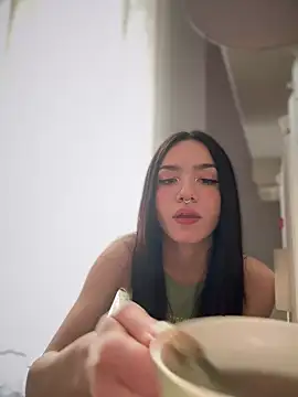 Snapshot of ShannonShanny chatting on 03/18/25, 01:53 ShannonShanny online show from 03/18/25, 01:53