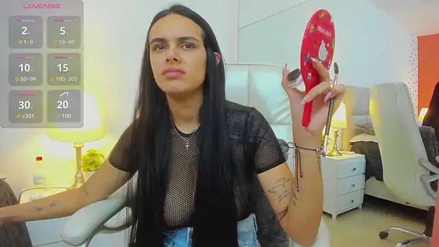 ChloeHarper  online show from 11/25/25, 01:00