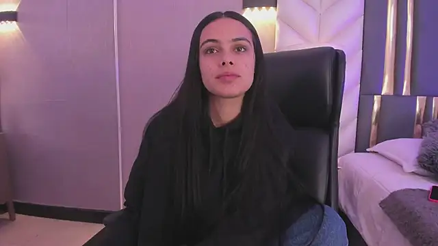 ChloeHarper  online show from 02/12/26, 11:16