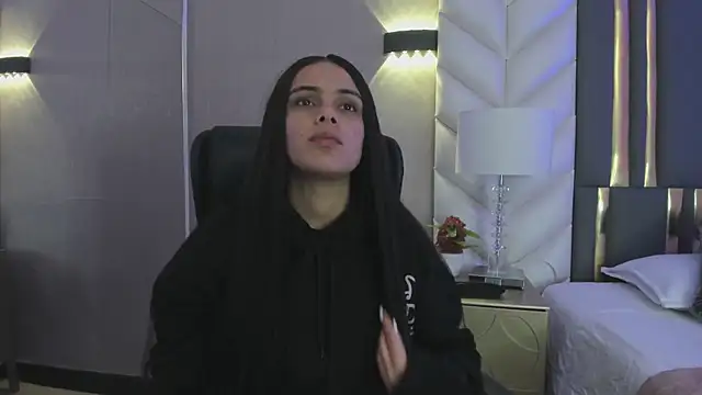 ChloeHarper  online show from 02/16/26, 12:01