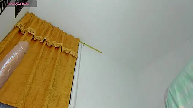 Snapshot of Bigdickgirls_02 chatting on 12/30/24, 06:09 Bigdickgirls 02 online show from 12/30/24, 06:09