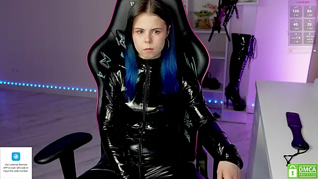 Latex Kitty online show from 01/10/26, 02:41