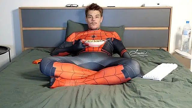 Snapshot of DENIS_HERE chatting on 11/18/25, 07:13 DENIS HERE online show from 11/18/25, 07:13