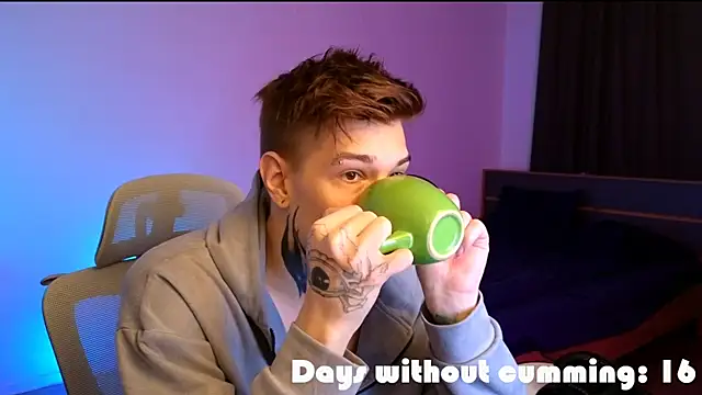 DENIS HERE online show from 02/11/26, 02:55