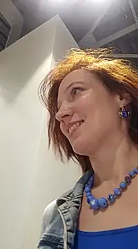 Exhibitionsplit online show from 02/25/25, 05:15