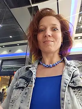 Exhibitionsplit online show from 02/27/25, 02:21