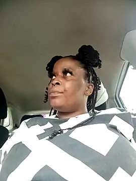 Snapshot of SA-SQUIRTER29 chatting on 09/19/25, 02:29 SA-SQUIRTER29 online show from 09/19/25, 02:29