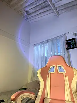 violet-333 online show from 10/03/25, 09:34