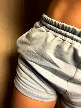 violet-333 online show from 12/17/25, 05:52