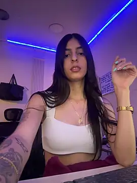 cristel 17 online show from 02/28/25, 09:55