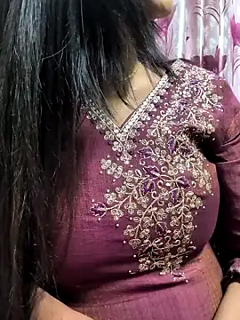 Shreya727 online show from 02/02/26, 11:09