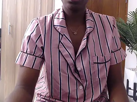 black   ghodess online show from 06/20/26, 11:35