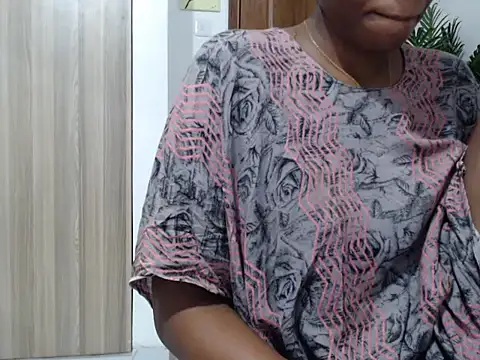 black   ghodess online show from 06/25/26, 08:35