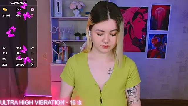 cutie mili online show from 02/04/25, 11:49