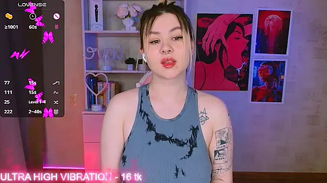 cutie mili online show from 02/05/25, 01:22