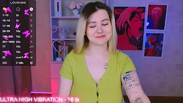 cutie mili online show from 02/12/25, 07:35