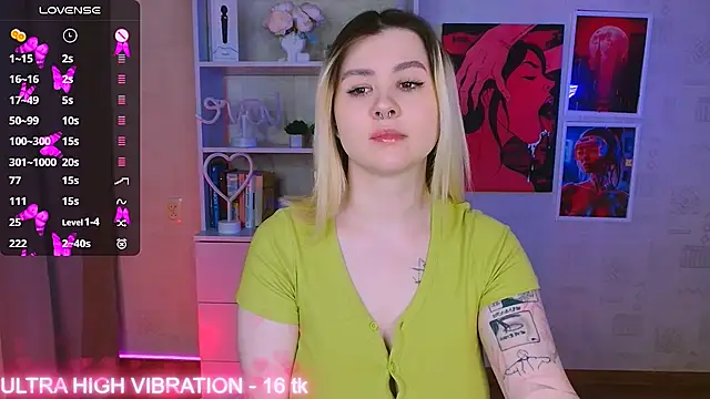 cutie mili online show from 02/12/25, 10:37